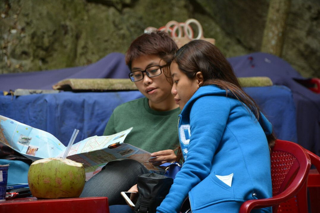 community volunteer reading